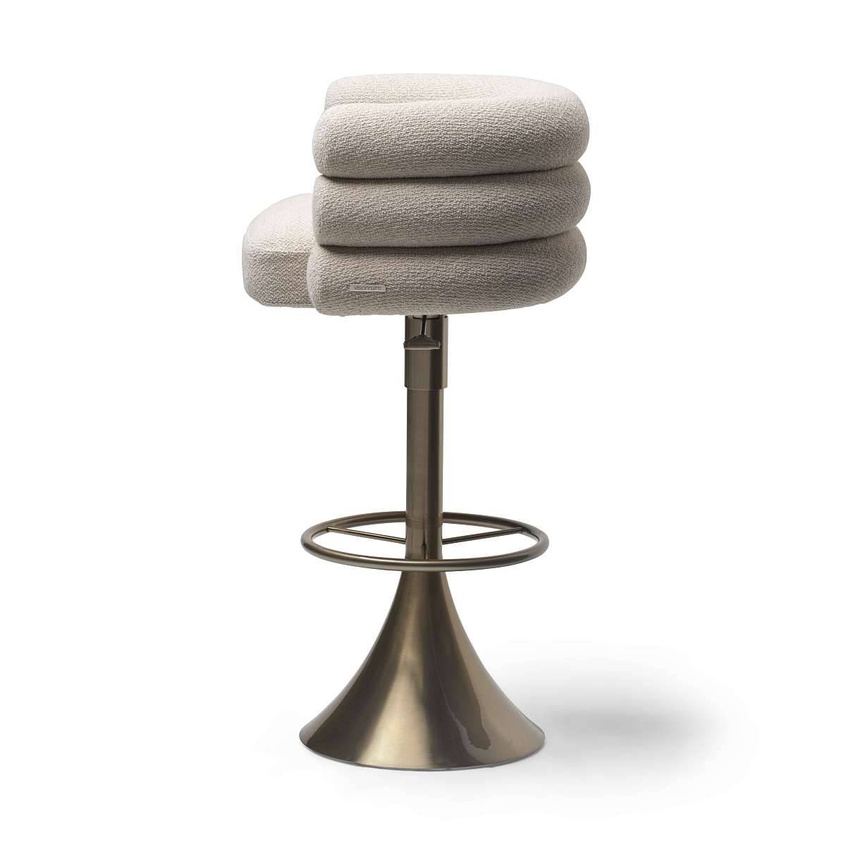 VOLUPTAS_stool_gallery_03.jpg