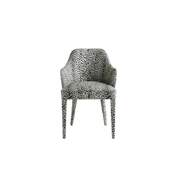 RCHI_MIWI_chair_01_230731_154527.jpg