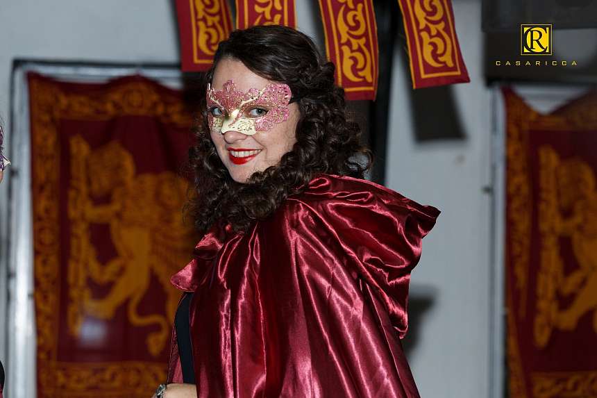 Премьера Легенды о Богатом Доме