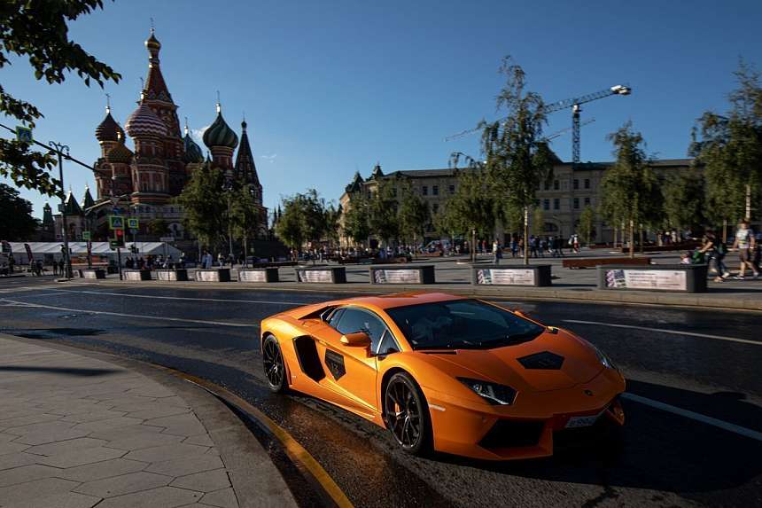 LUXURY ROAD CASA RICCA EXPO