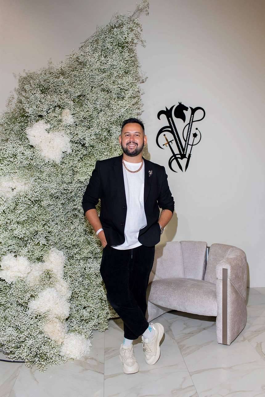 ТОРЖЕСТВЕННАЯ ЦЕРЕМОНИЯ ОТКРЫТИЯ ФЛАГМАНСКОГО ШОУ-РУМА VISIONNAIRE MOSCOW В ИНТЕРЬЕРНОМ ЦЕНТРЕ CASA RICCA EXPO