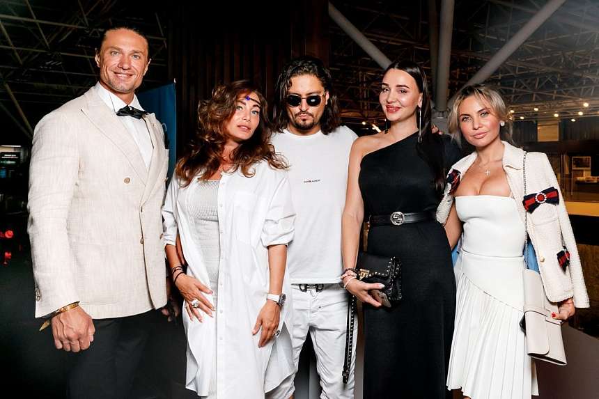 LUXURY ROAD CASA RICCA EXPO