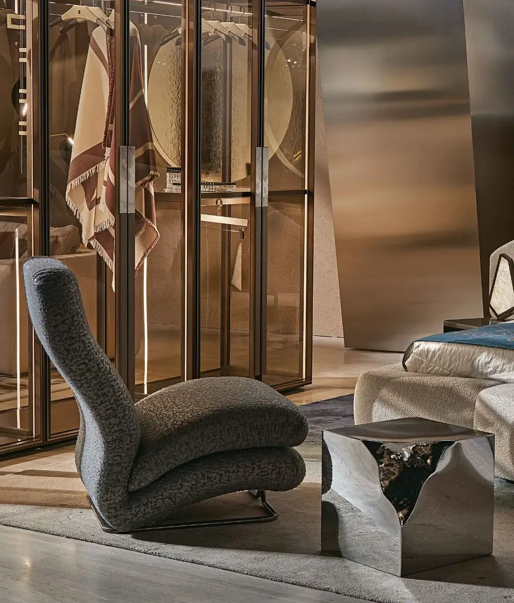 Visionnaire_Cigno_Armchair_Website3_d7ed12d43b.webp
