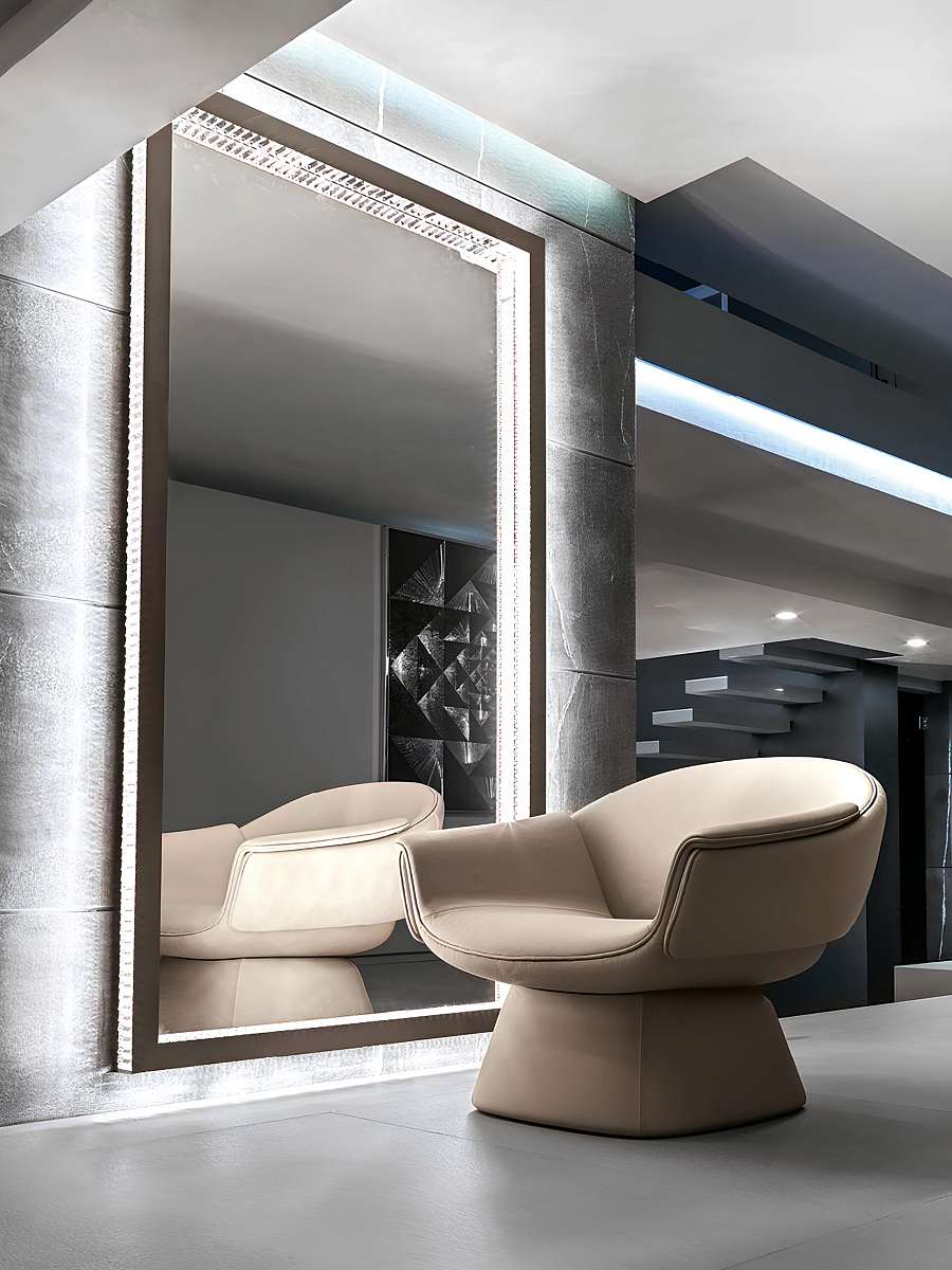 Opus_floor_mirror2-1.jpg
