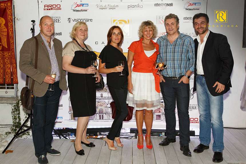 Премьера Легенды о Богатом Доме