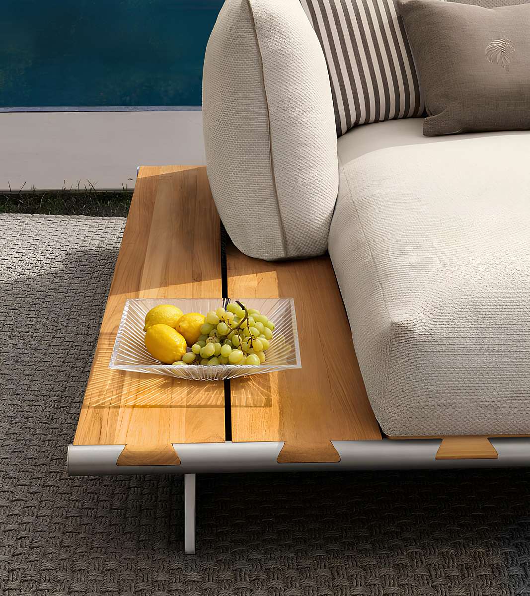 outdoor_modular-sofa-2.jpg