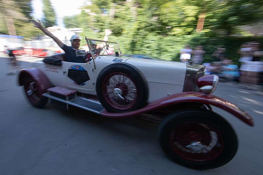 LUXURY ROAD CASA RICCA EXPO