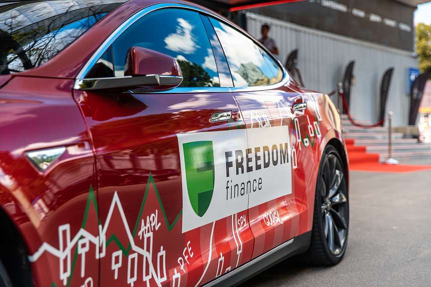 LUXURY ROAD CASA RICCA EXPO