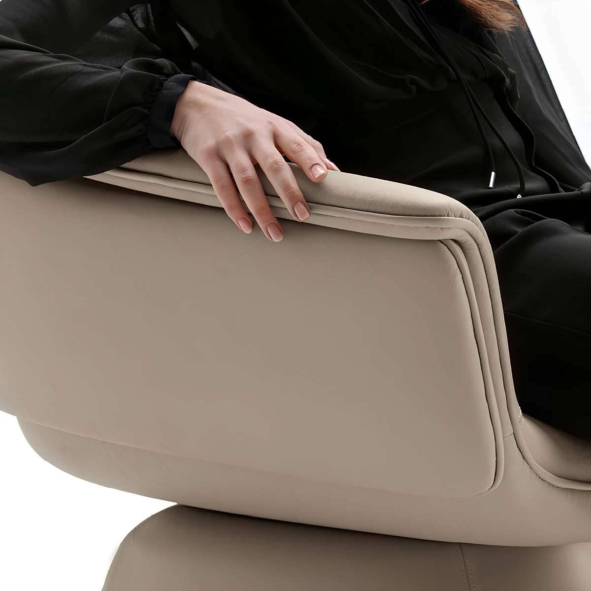 Opus_occasionalChiar_swivel3.jpg