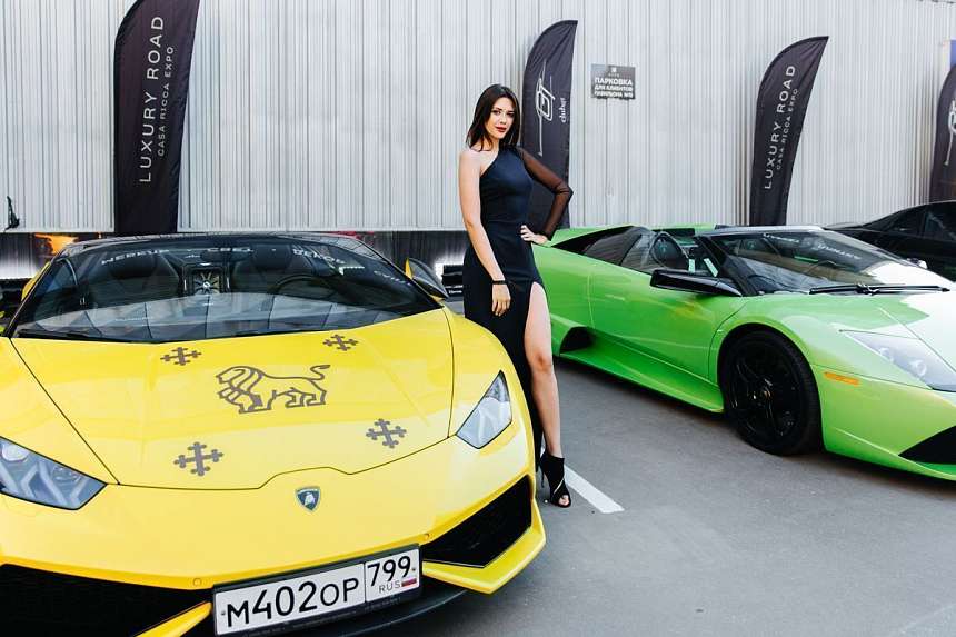 LUXURY ROAD CASA RICCA EXPO