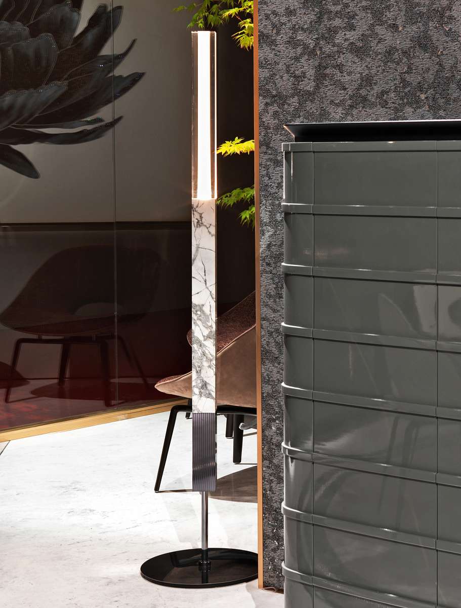 milano_floor_lamp_01.jpg