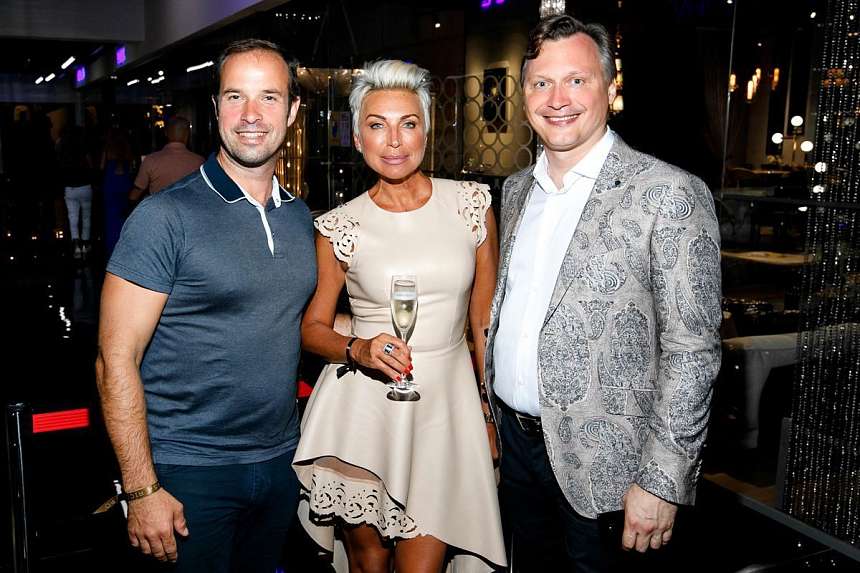 LUXURY ROAD CASA RICCA EXPO