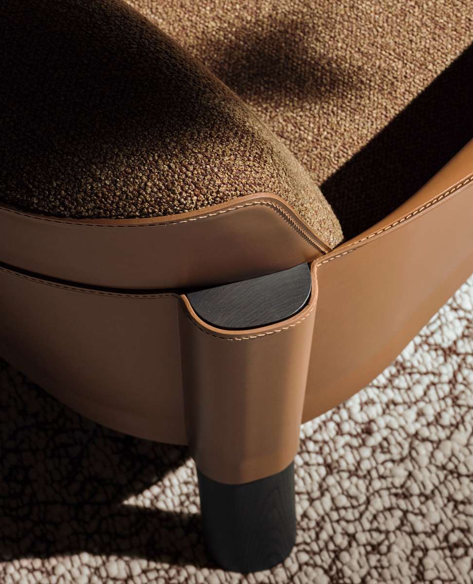 Armand_Armchair_05.jpg