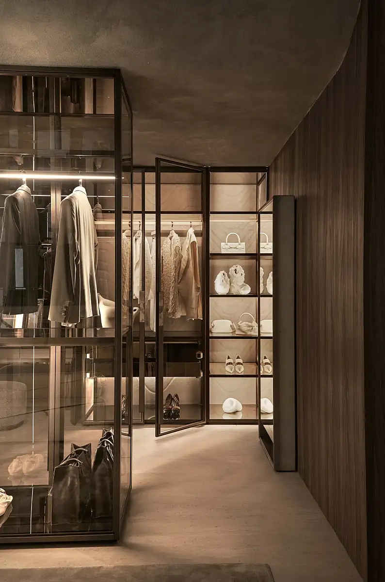 d_import_EIDOS_wardrobe_gallery_06_86df670533.webp