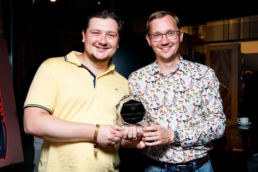 LUXURY ROAD CASA RICCA EXPO