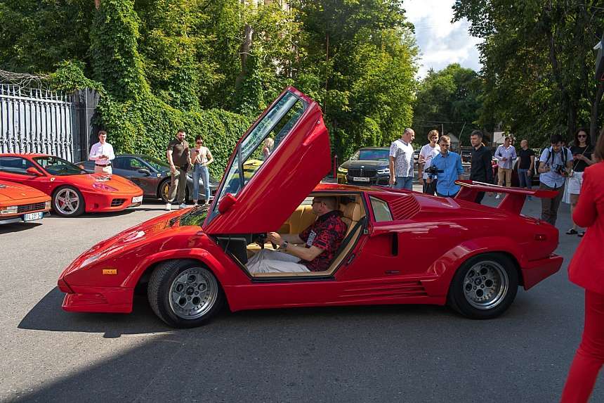 LUXURY ROAD CASA RICCA EXPO