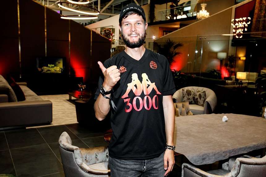 LUXURY ROAD CASA RICCA EXPO