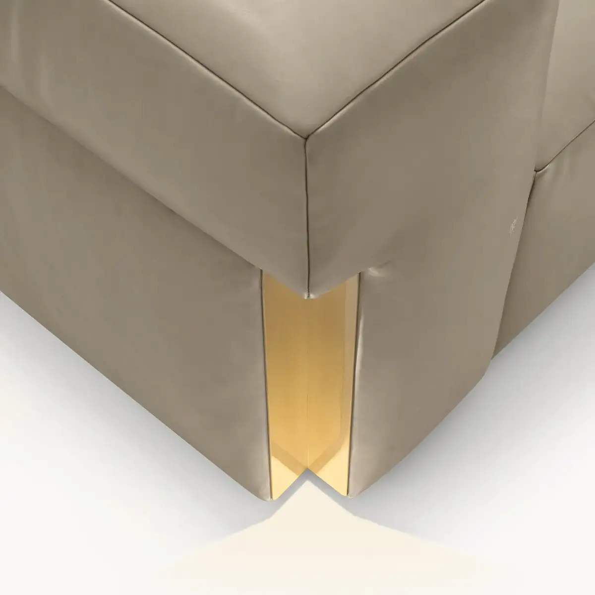 Visionnaire_Bold_Sofa_1749_1_0d3c80f441.webp