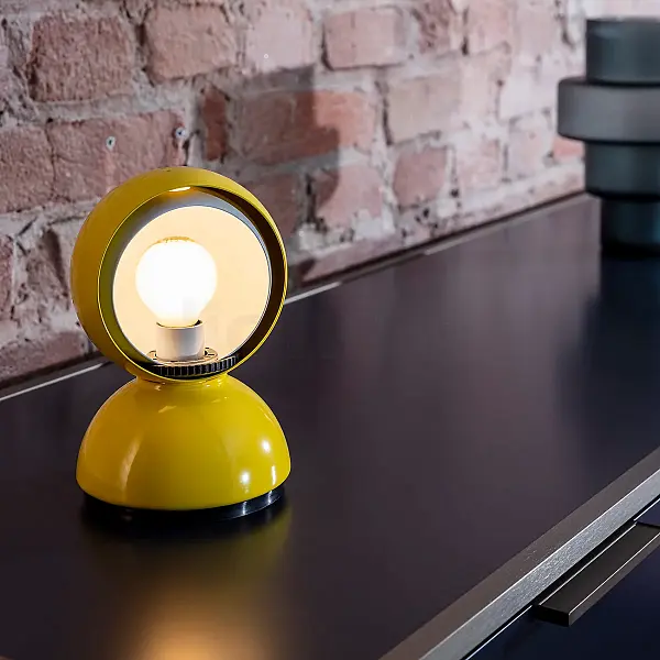 Artemide_Eclisse_yellow--7ef82b6a83ef7922cb5ed6e3cf8df329.webp