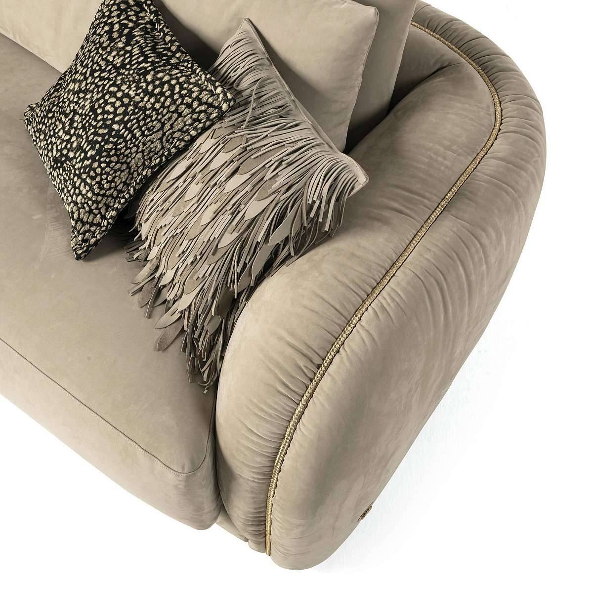 RCHI_KRUGER_3_seater_sofa_C_KRU_211_ABX_2022_10_master.jpg