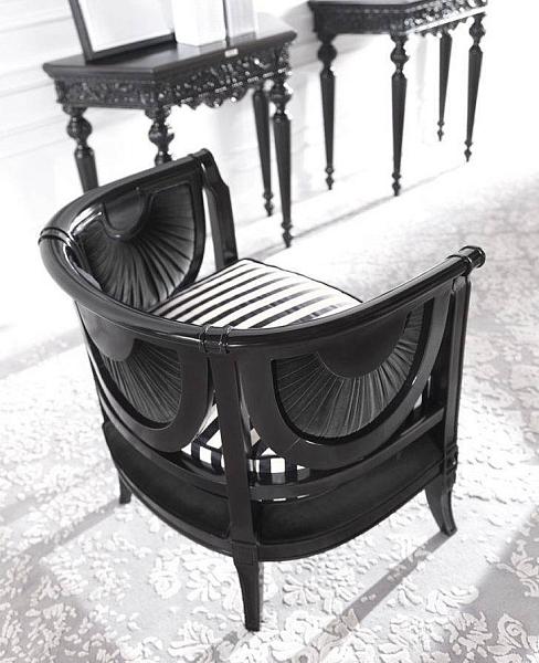 HUG-armchair.jpg