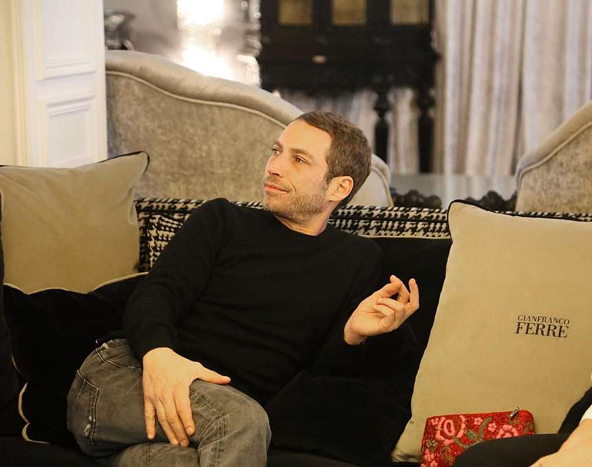 Визит Ора Ито (Ora Ito) в Casa Ricca