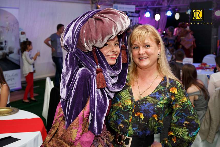 Премьера Легенды о Богатом Доме