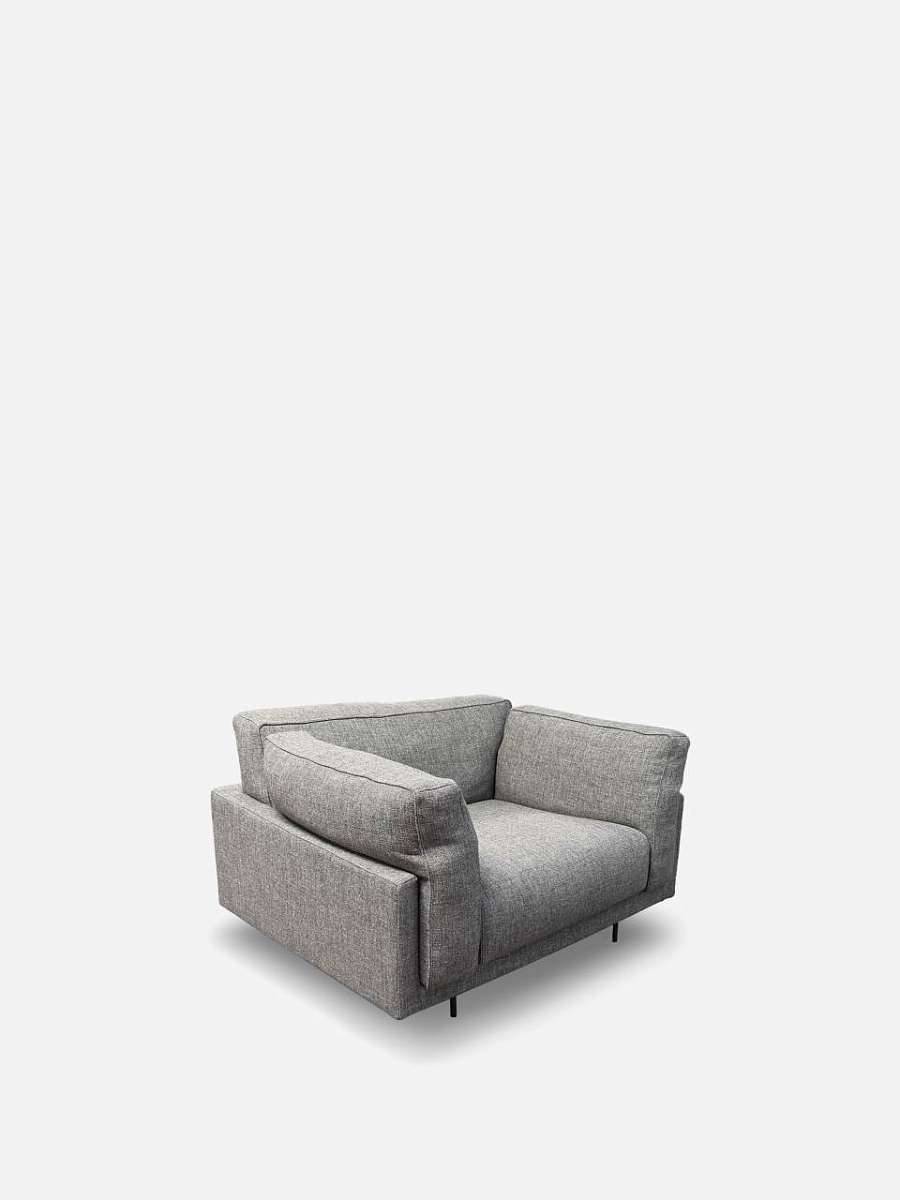 Living-Divani-Echoo-Armchair-2.jpg