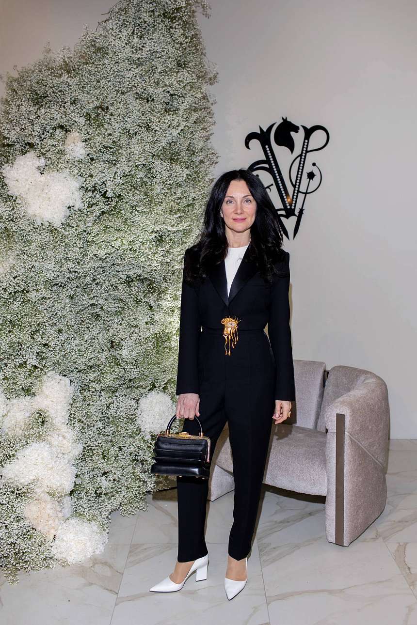 ТОРЖЕСТВЕННАЯ ЦЕРЕМОНИЯ ОТКРЫТИЯ ФЛАГМАНСКОГО ШОУ-РУМА VISIONNAIRE MOSCOW В ИНТЕРЬЕРНОМ ЦЕНТРЕ CASA RICCA EXPO