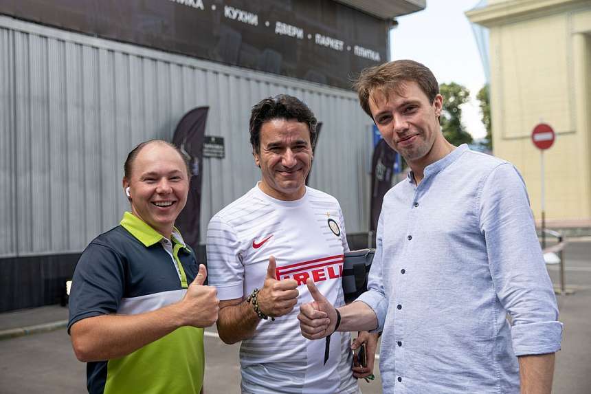 LUXURY ROAD CASA RICCA EXPO