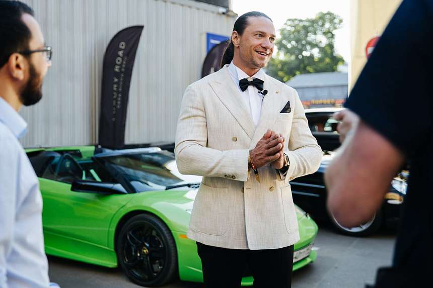 LUXURY ROAD CASA RICCA EXPO