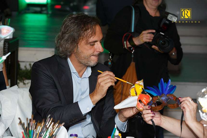 Премьера Легенды о Богатом Доме