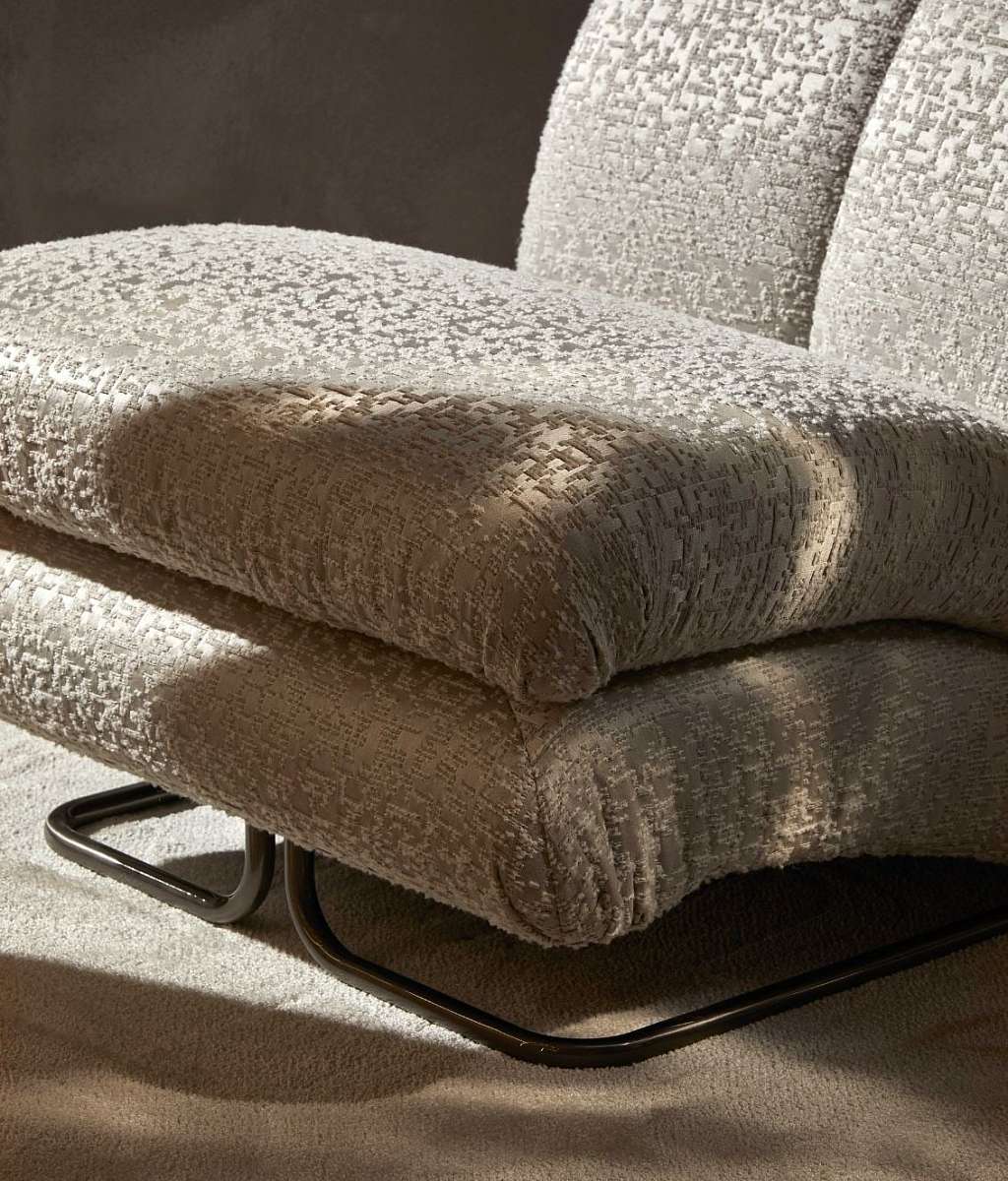 Visionnaire_Cigno_Armchair_Website5_3cc5d82480.jpeg