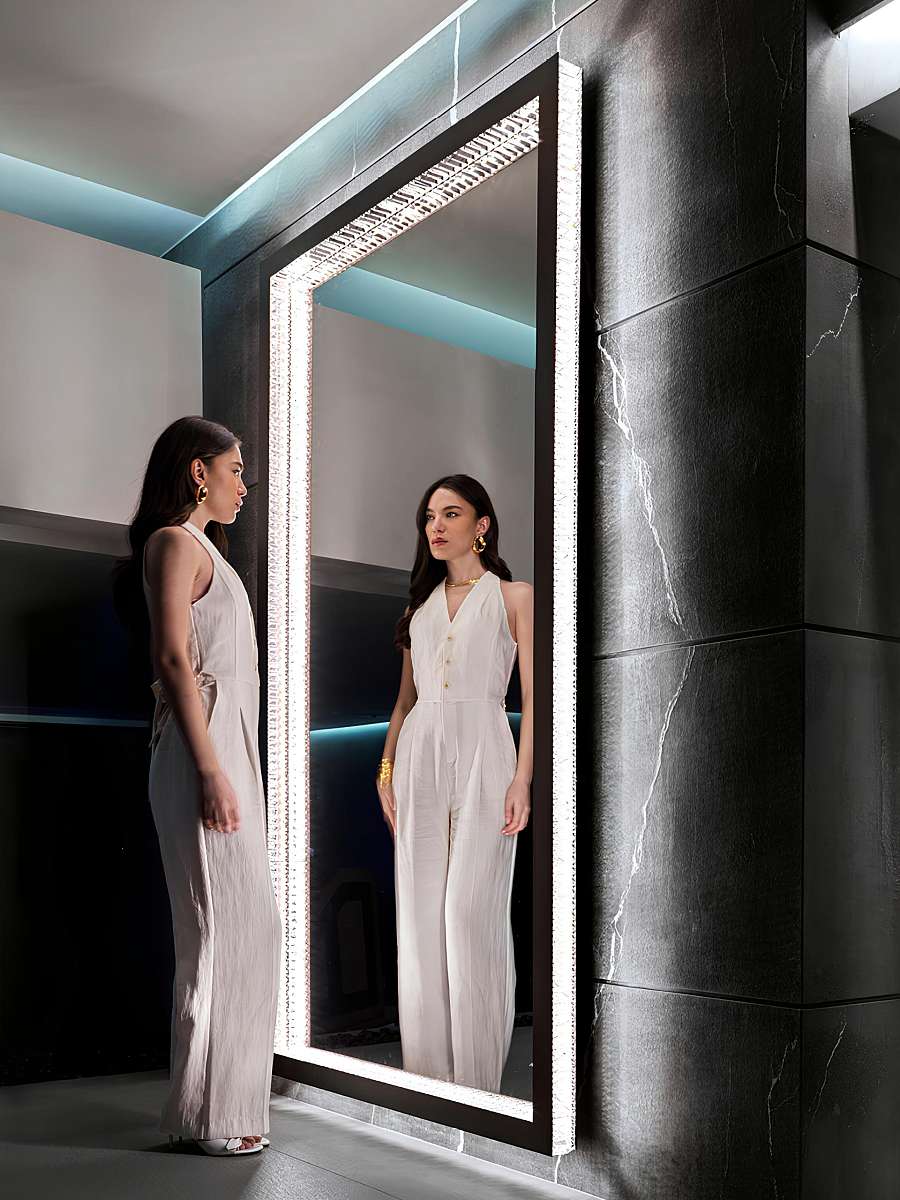 Opus_floor_mirror3-1.jpg