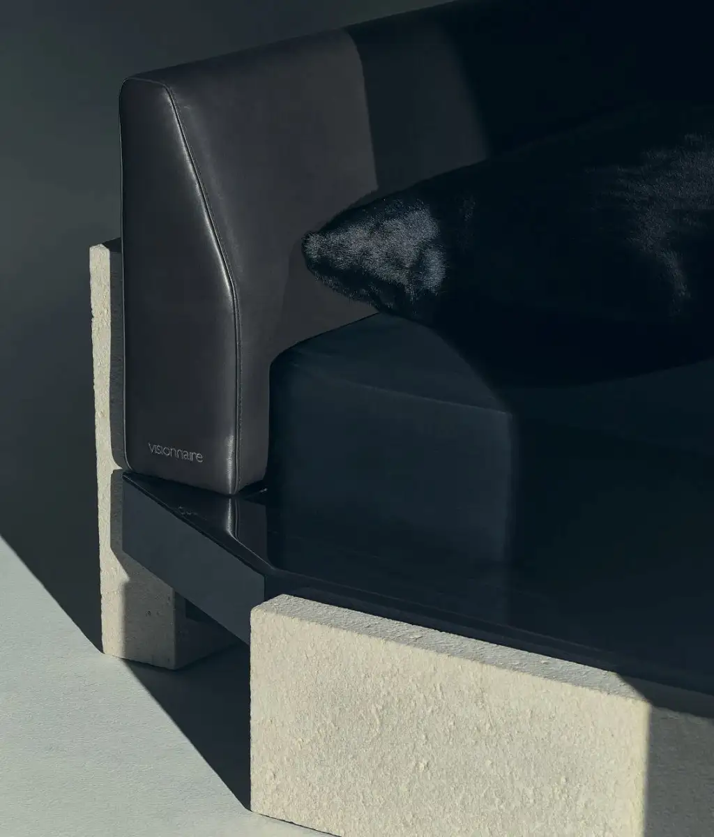 Stealth_Bed_Vertical_Gallery_321c457460 (1).webp