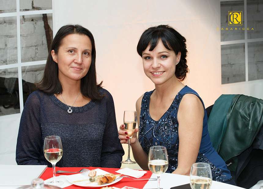 Премьера Легенды о Богатом Доме