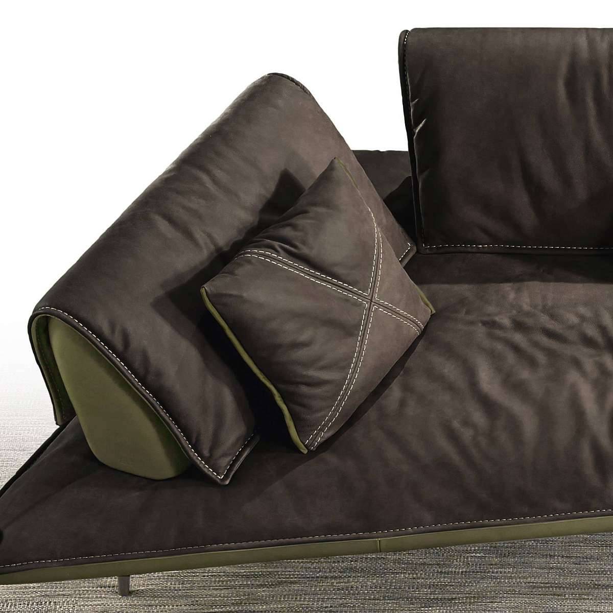 Escape 2020_T155B-P75у.jpg