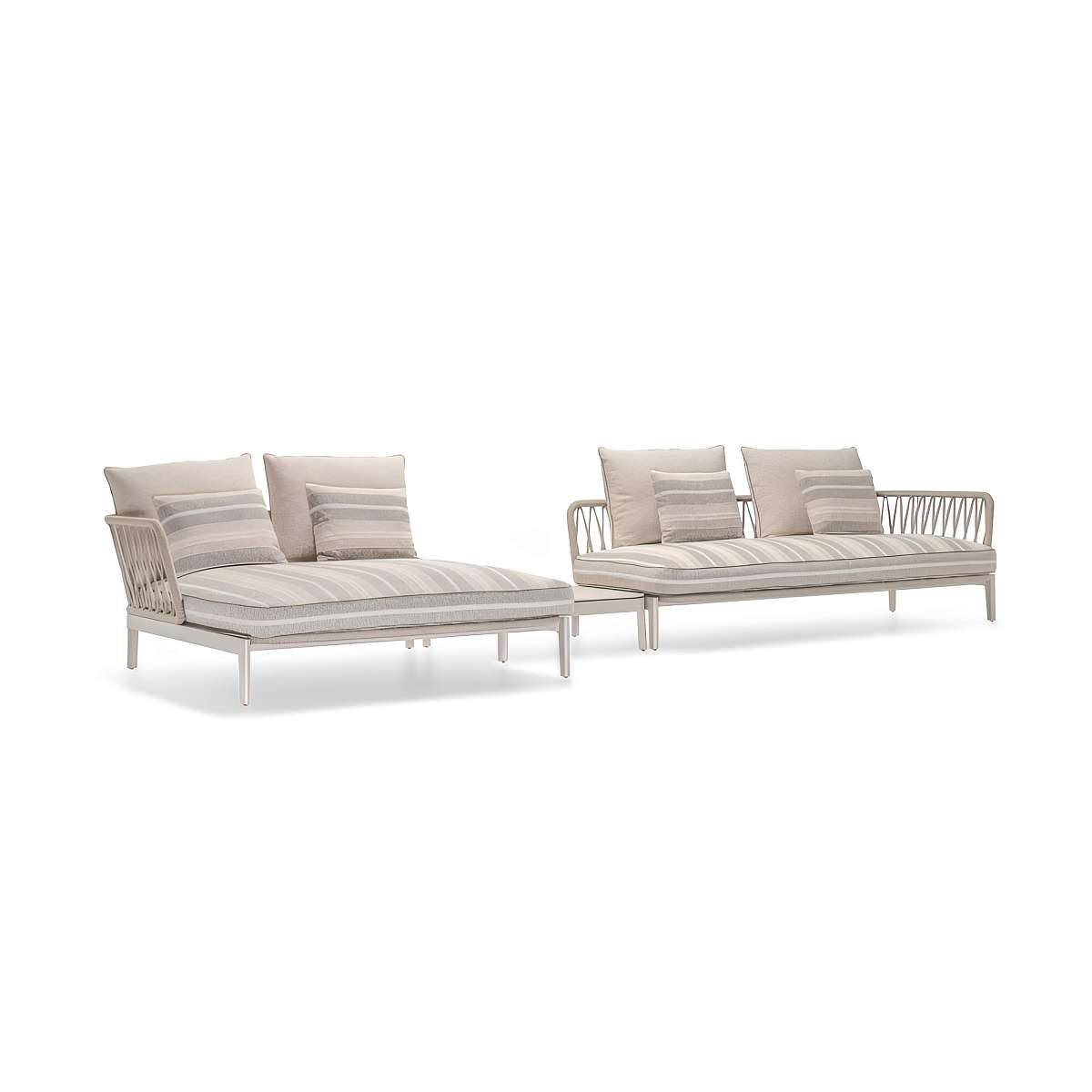 1_1_ChelseaOutdoorSofas_02.jpg