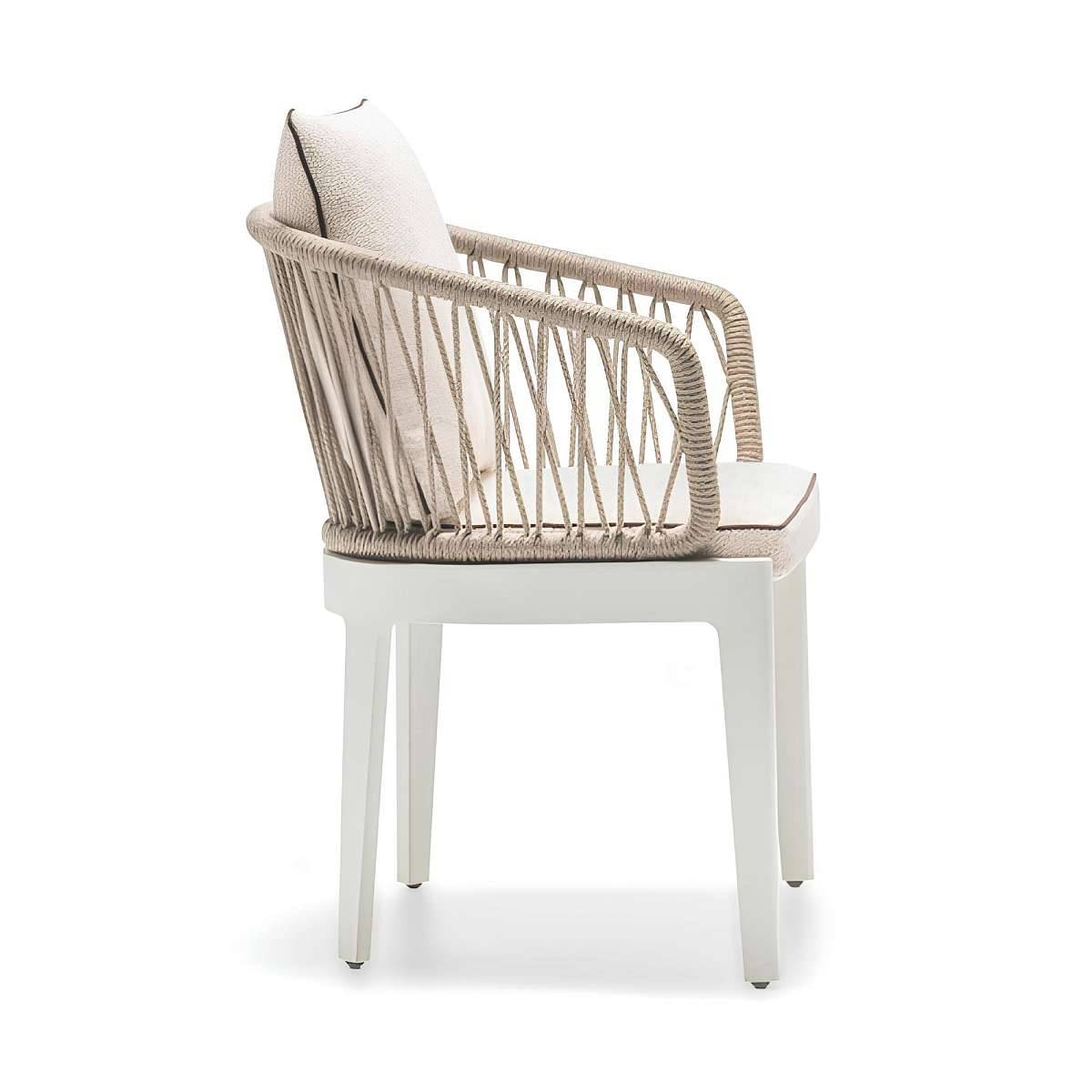 1_1_ChelseaOutdoorChair_01.jpg