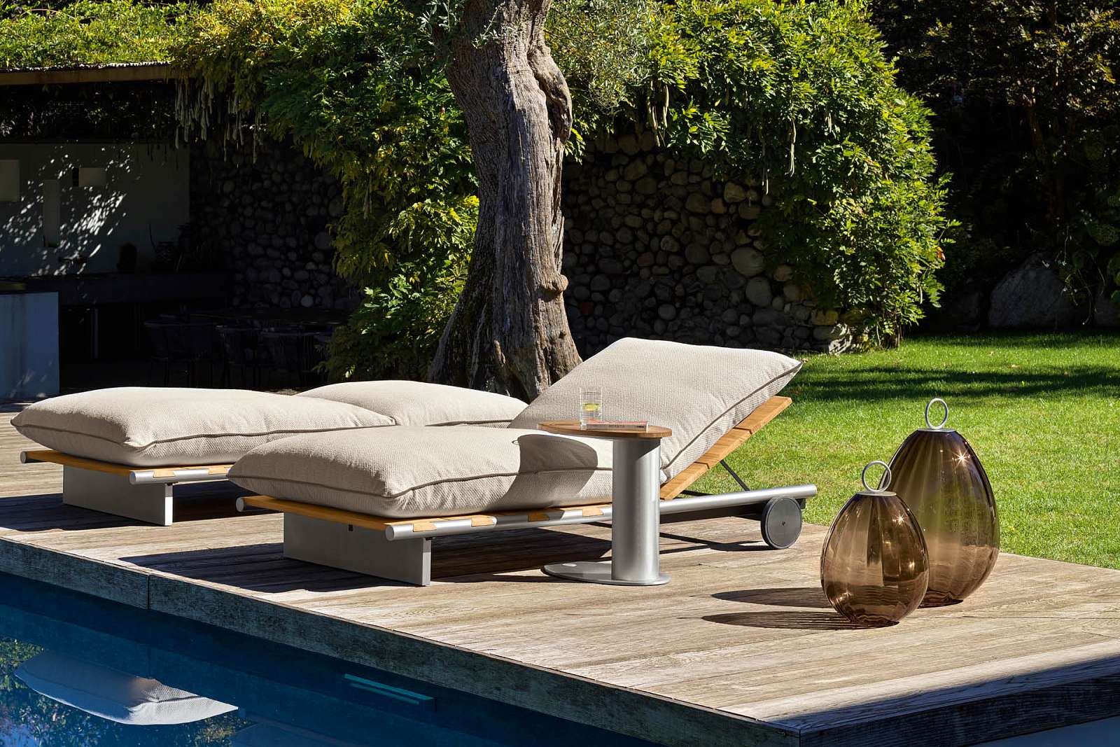 sofa-cocktail_table2.jpg