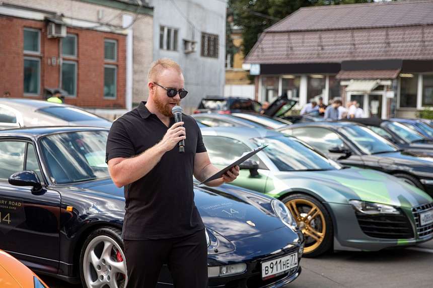 LUXURY ROAD CASA RICCA EXPO