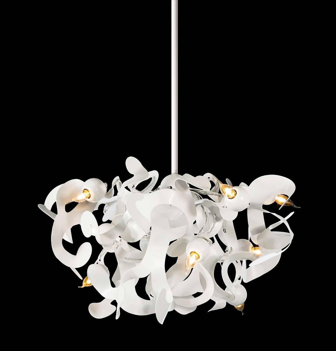 brandvanegmond_kelp_round-chandelier-100_white-matt_black-background-01.jpg