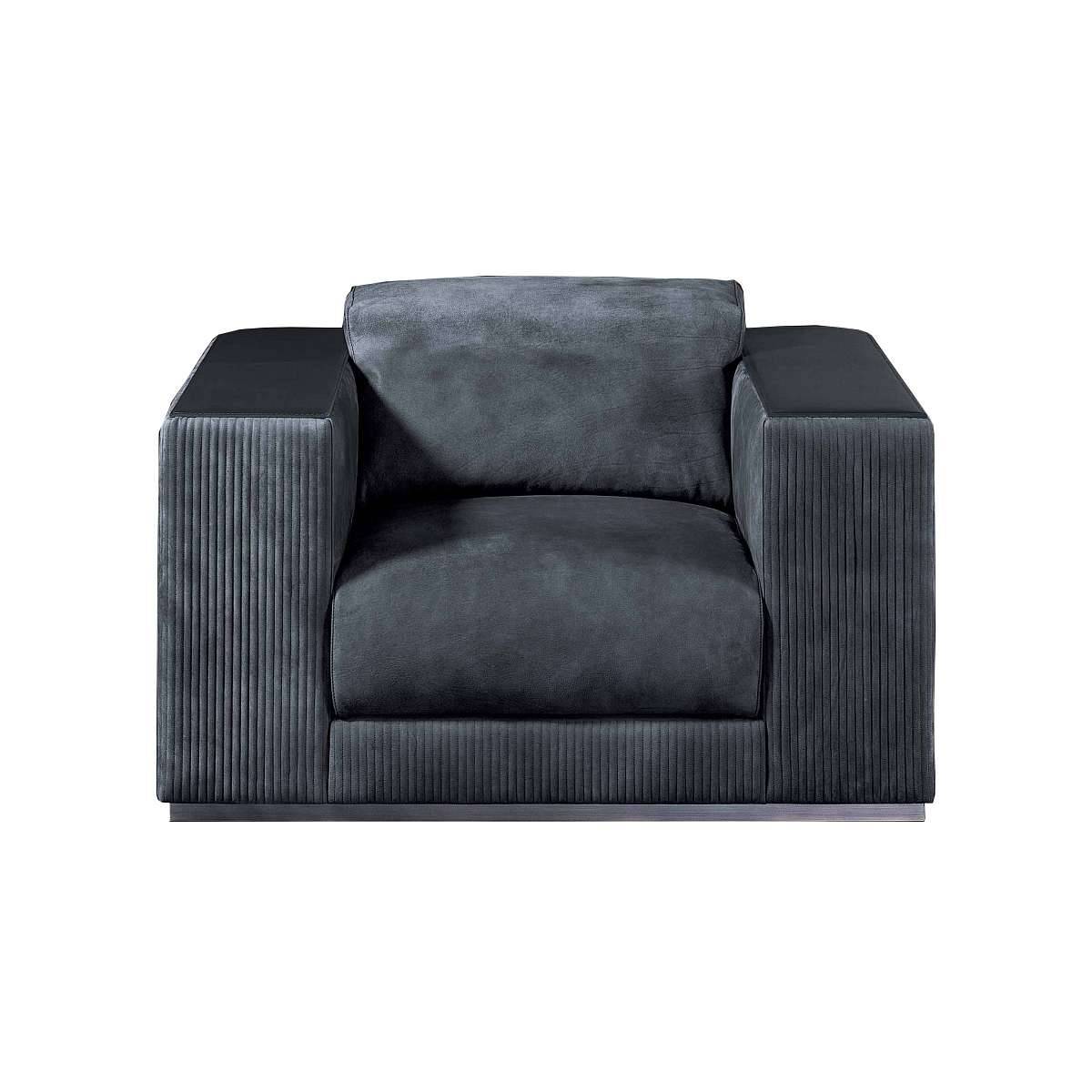 vogue_armchairf.jpg