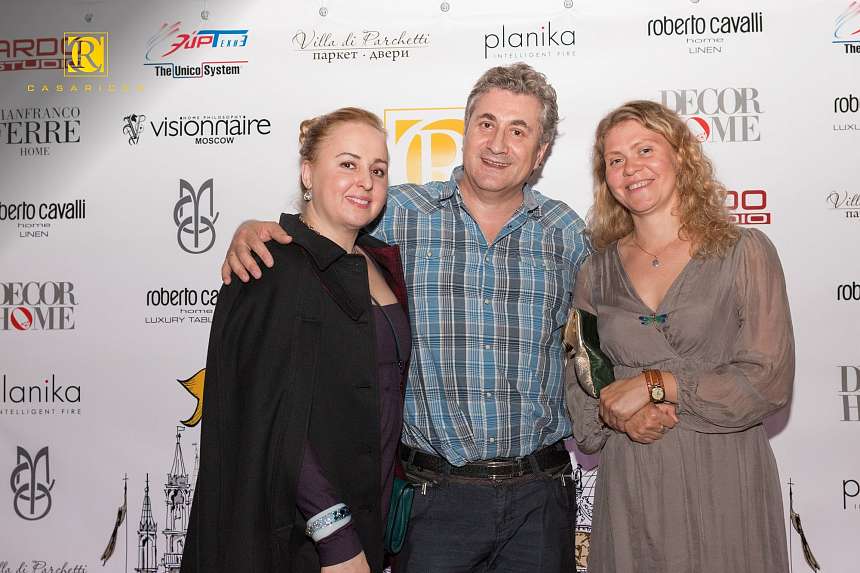 Премьера Легенды о Богатом Доме