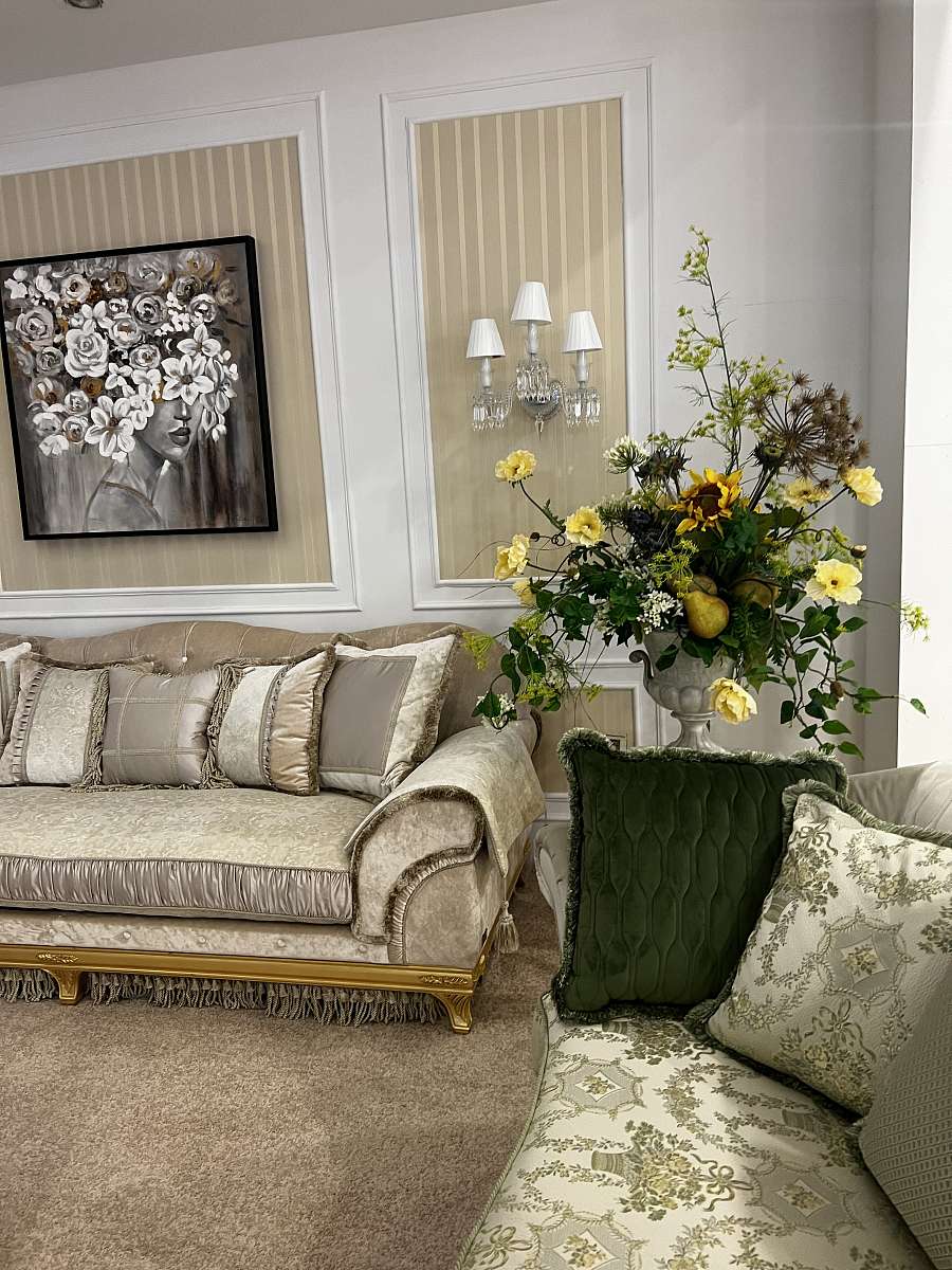 Композиция «ПОДСОЛНУХИ И ГРУША»