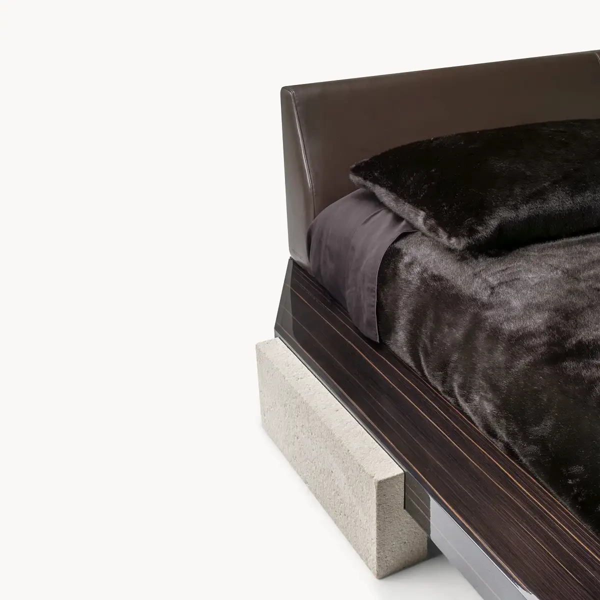stealth_bed3_619221020f.webp