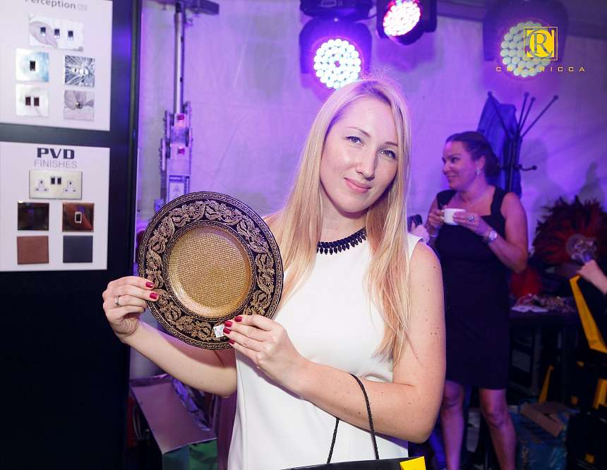 Премьера Легенды о Богатом Доме