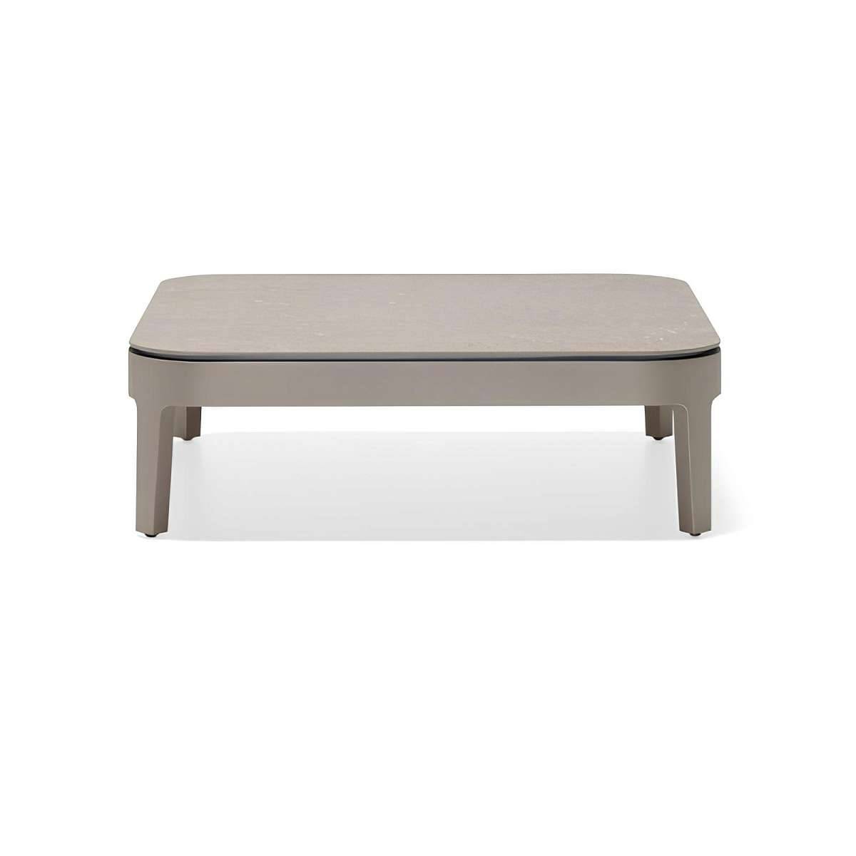 Chelesa_Outdoor_SmallTables_01.jpg