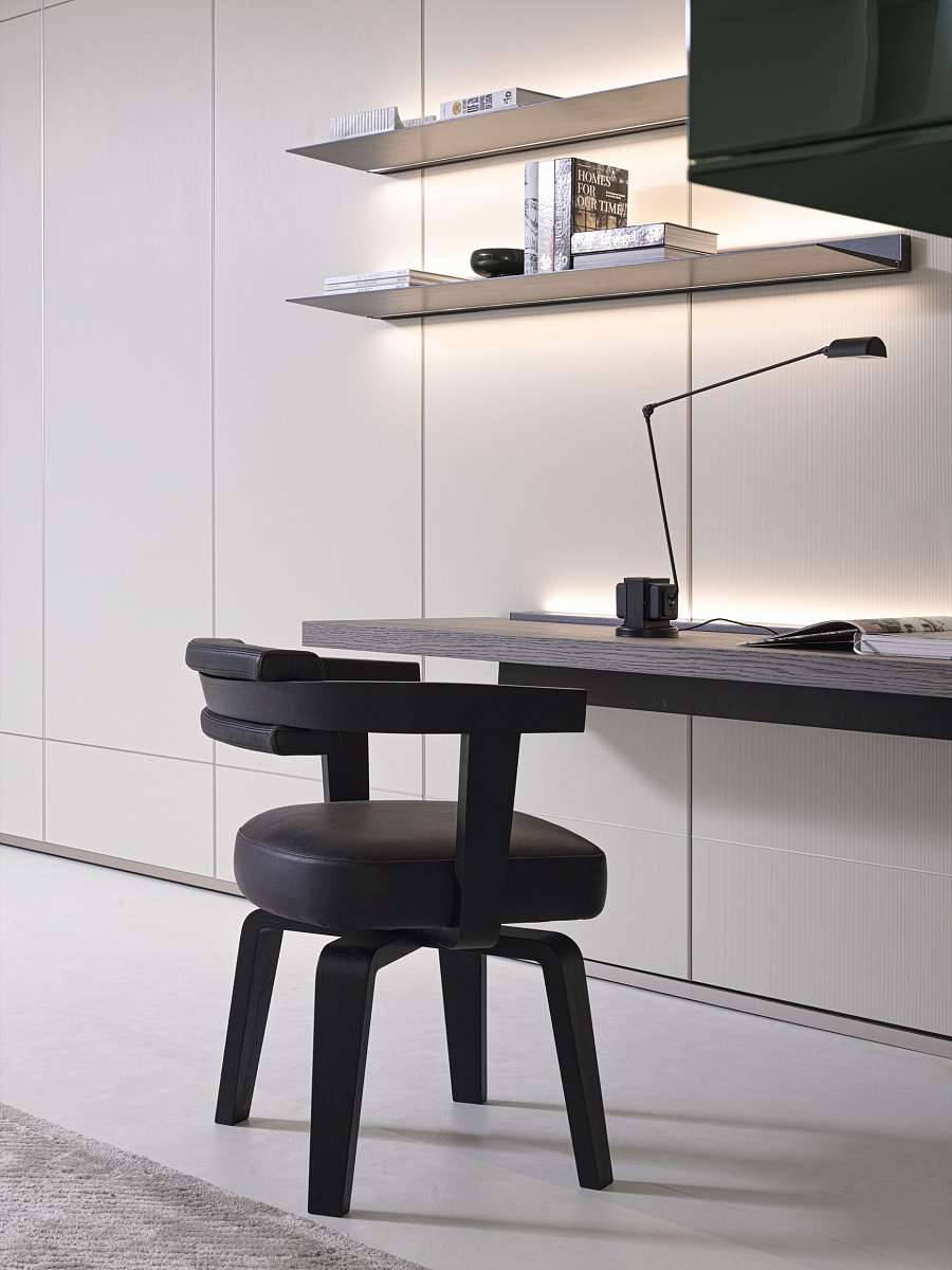 Molteni_PortaVolta__Chair_Herzog_de_Meuron-2023_2976.jpg