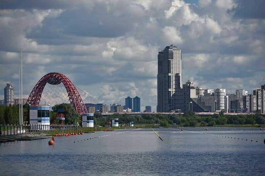 «Забег корпораций»